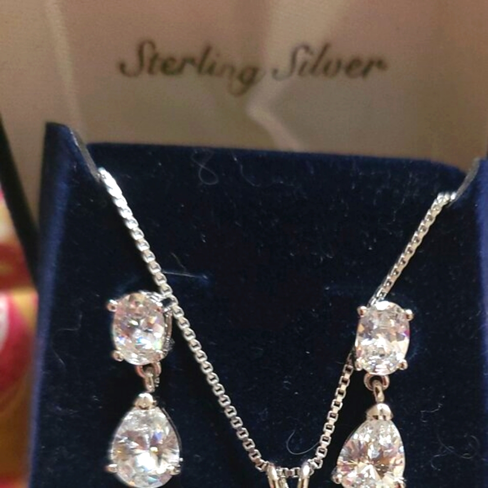 Quinceanera, Prom, Sterling silver necklace & drop earrings